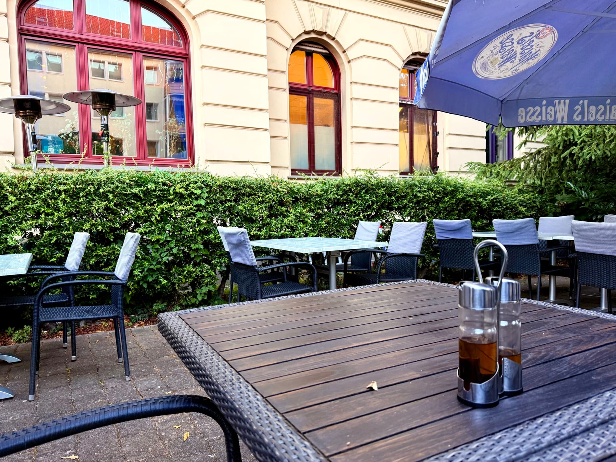 Lecker Schnabulieren in Magdeburg: Taverna Ouzeri Metaxa in Stadtfeld Ost