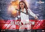 Ausgepackt: Natasha Romanoff (Snow Suit) [Scarlett Johansson] aus Black Widow von Hot Toys