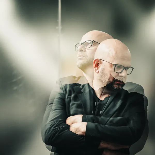 „Manchmal braucht die Wut ein Ventil“: Interview mit Stefan Netschio von Beborn Beton über Darkness Falls Again