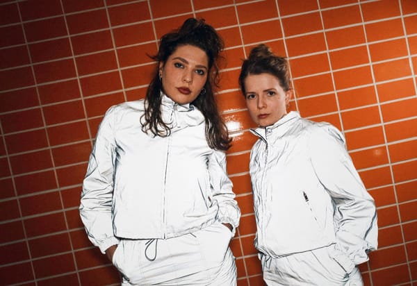 Üppige Klangteppiche zum Fallenlassen und Davonschweben: - state of LIMBO - von UMME BLOCK ist das erste Highlight des Jahres!